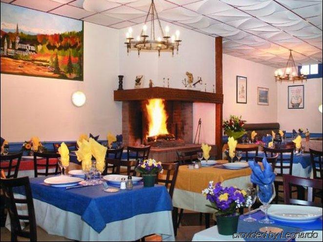 Hôtel Océan Lourdes Restaurante foto